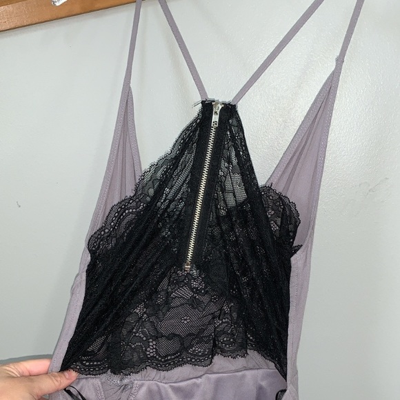 Dusty Lavender & Black Lace Front Twist Asymmetric Dress - Picture 6 of 10